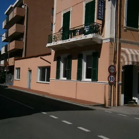 La Tavernetta מלון 2*