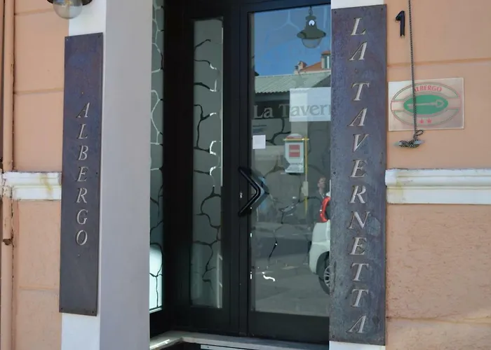 La Tavernetta 2* فاراتسي